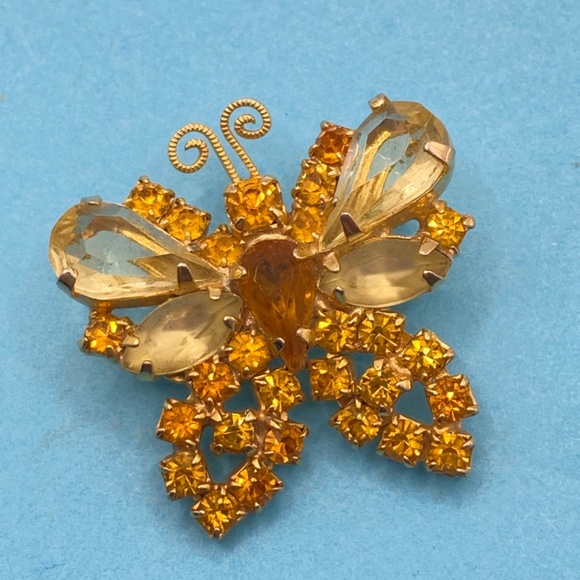Vintage WEISS Butterfly Brooch Rhinestones Sparkly Naturecore - Picture 6 of 6